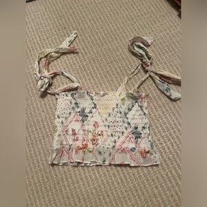 Loveshackfancy floral crop top worn 3 times and in very good condition.